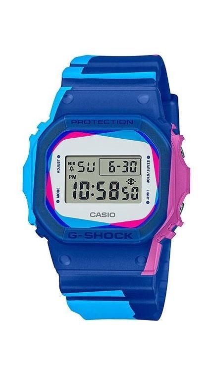 Часы Casio DWE-5600PR-2